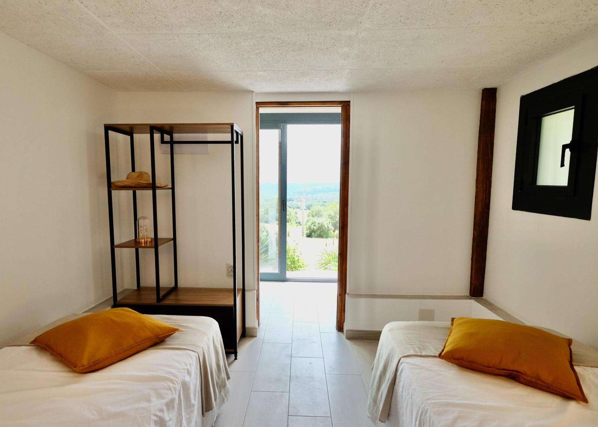 Torre Costa Brava Apartment Garrigas Bagian luar foto