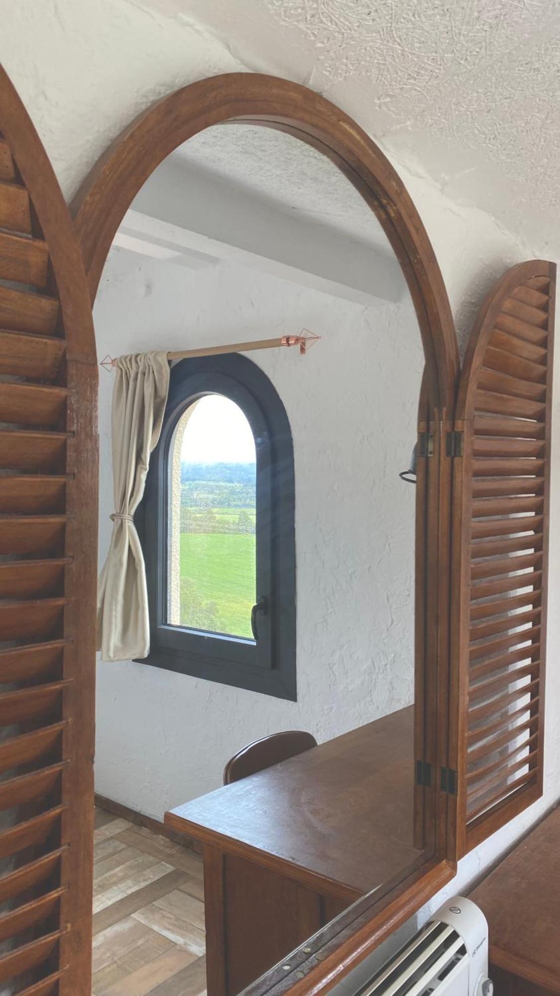 Torre Costa Brava Apartment Garrigas Bagian luar foto